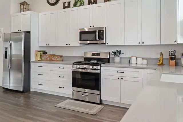 Listing Image for 1603 Makahala Pl 3 of 40