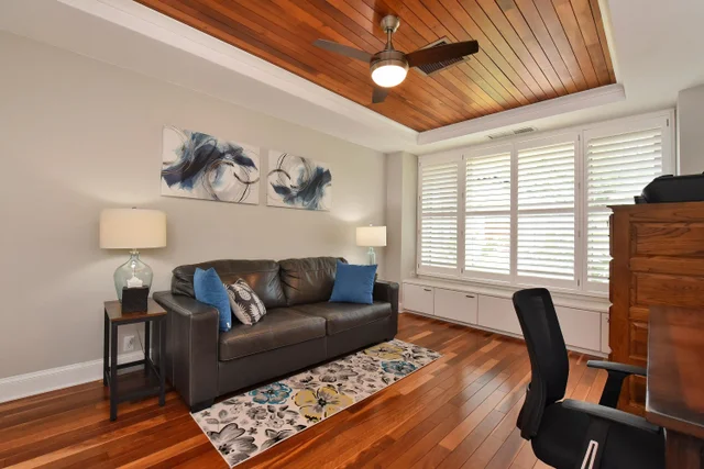 Listing Image for 104 Woodrose Pl 21 of 42