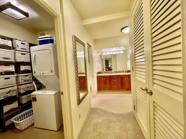Listing Image for 2481 Kaanapali Pkwy 220 O 18 of 37