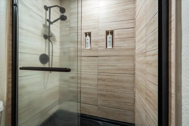 Listing Image for 1299 Uluniu Rd 103g 2 of 39