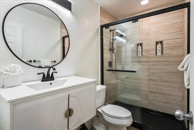 Listing Image for 1299 Uluniu Rd 103g 3 of 39