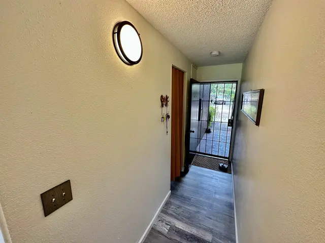 Listing Image for 1000 Kamehameha V Hwy 121b 15 of 24