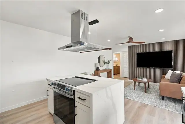Listing Image for 400 Palama Dr 10 of 48
