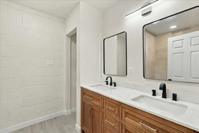 Listing Image for 400 Palama Dr 13 of 48