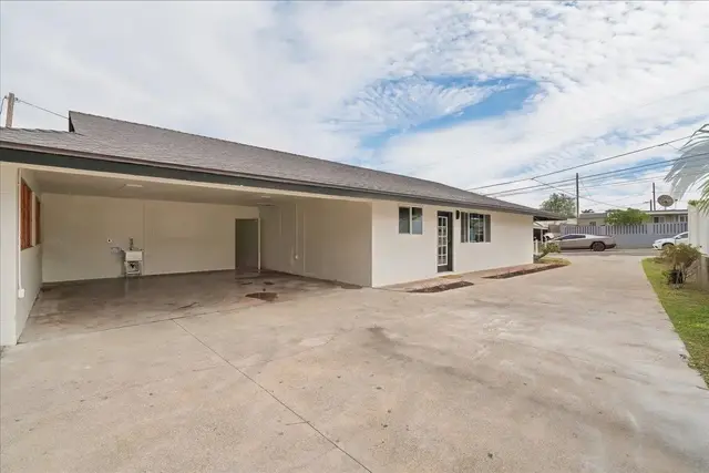 Listing Image for 400 Palama Dr 15 of 48