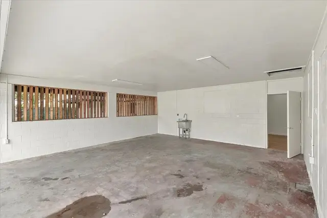 Listing Image for 400 Palama Dr 16 of 48