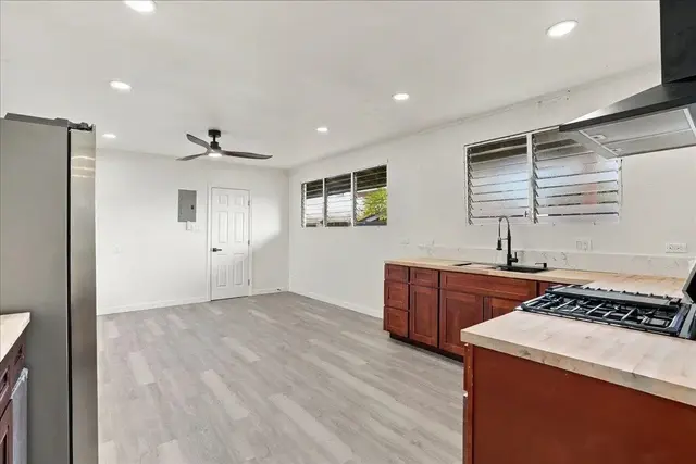 Listing Image for 400 Palama Dr 19 of 48
