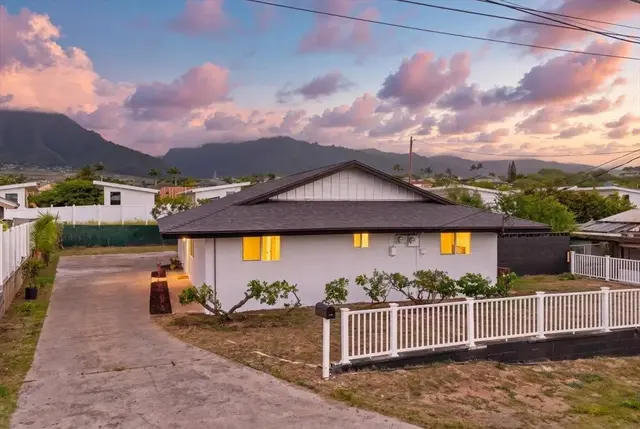 Listing Image for 400 Palama Dr 2 of 48