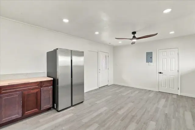Listing Image for 400 Palama Dr 22 of 48