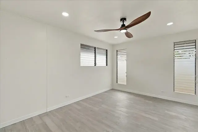 Listing Image for 400 Palama Dr 24 of 48