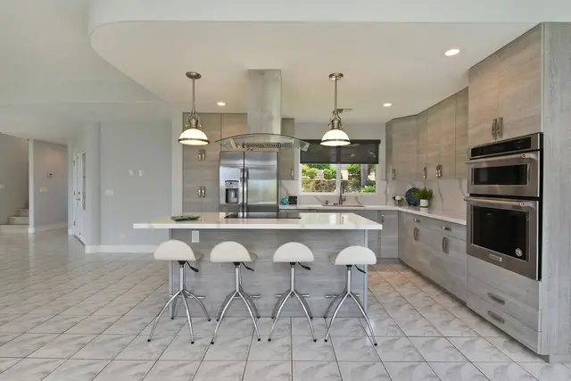 Listing Image for 3 Bermuda Pl 14 of 50