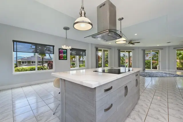 Listing Image for 3 Bermuda Pl 18 of 50