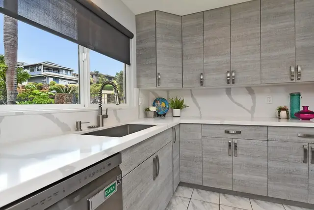 Listing Image for 3 Bermuda Pl 19 of 50