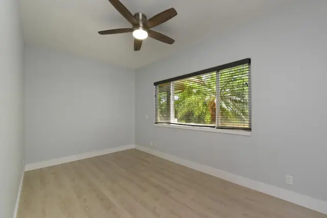Listing Image for 3 Bermuda Pl 22 of 50