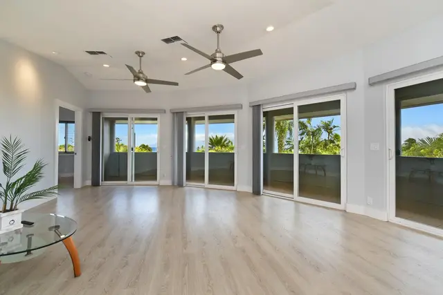 Listing Image for 3 Bermuda Pl 33 of 50