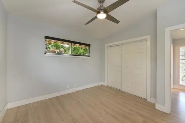 Listing Image for 3 Bermuda Pl 48 of 50
