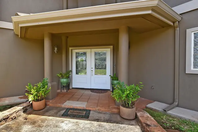 Listing Image for 3 Bermuda Pl 5 of 50