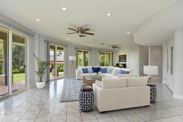 Listing Image for 3 Bermuda Pl 8 of 50