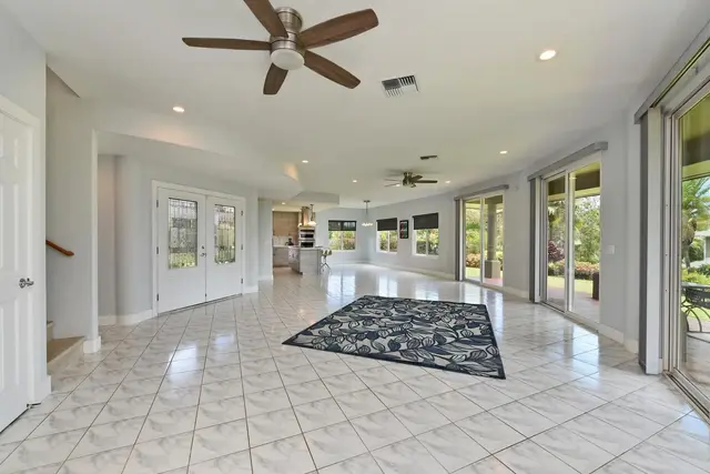 Listing Image for 3 Bermuda Pl 9 of 50