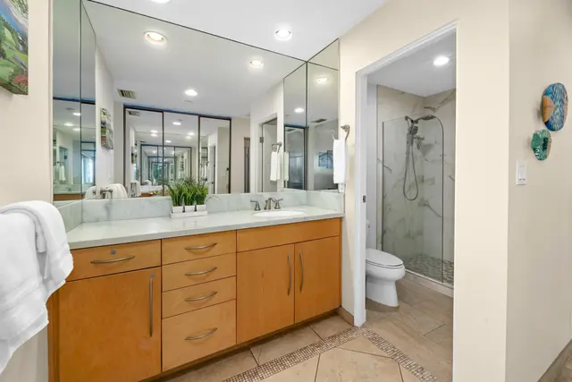 Listing Image for 500 Kapalua Dr 25t6-7 15 of 40