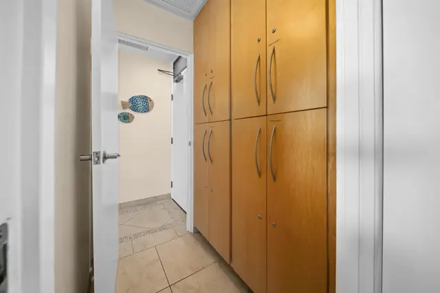 Listing Image for 500 Kapalua Dr 25t6-7 18 of 40