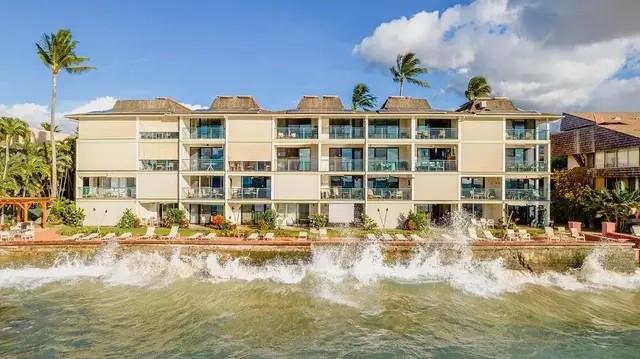 Listing Image for 3765 Lower Honoapiilani Rd 303 3 of 27