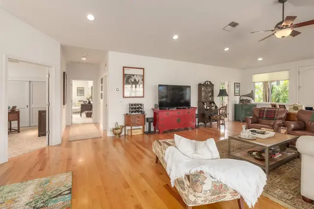 Listing Image for 11 Hua Nui Way 16 of 30
