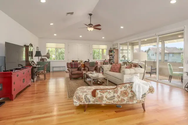 Listing Image for 11 Hua Nui Way 4 of 30