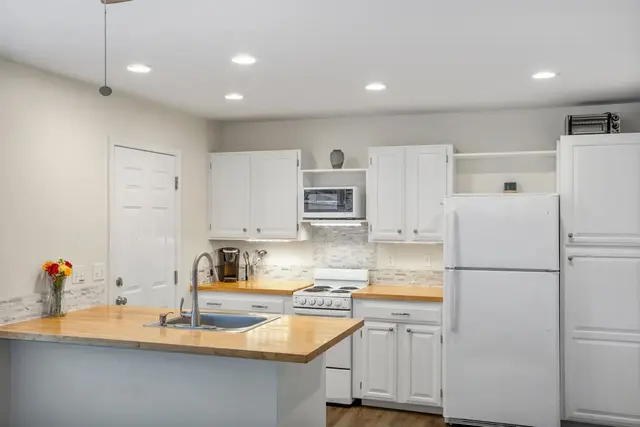 Listing Image for 85 Kepola Pl 28 of 50
