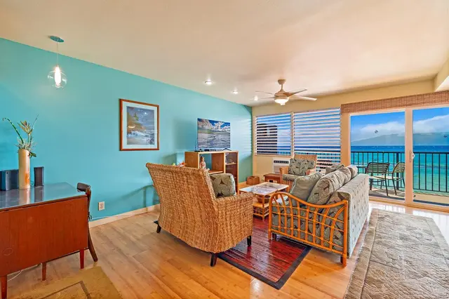 Listing Image for 3559 Lower Honoapiilani Rd 5g 8 of 42