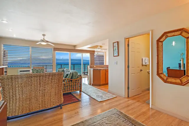 Listing Image for 3559 Lower Honoapiilani Rd 5g 9 of 42