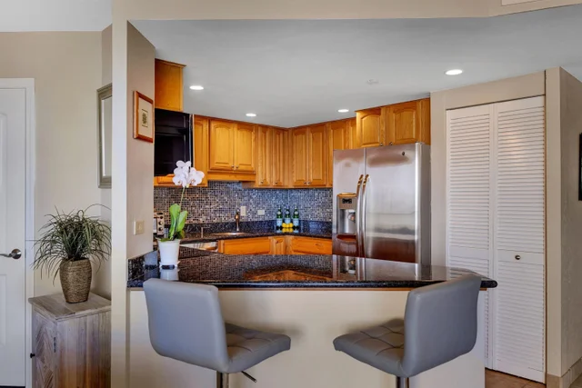 Listing Image for 3445 Lower Honoapiilani Rd 303 17 of 22