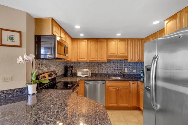 Listing Image for 3445 Lower Honoapiilani Rd 303 5 of 22