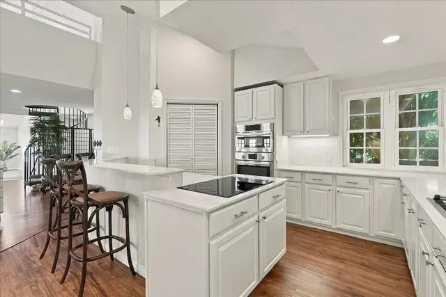 Listing Image for 571 S Alu Rd 6 of 49