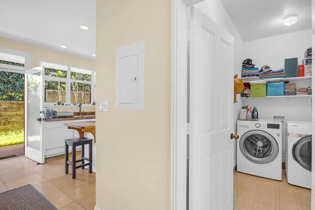 Listing Image for 71 Makawao Ave 3 12 of 28