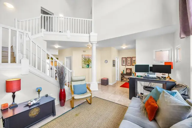 Listing Image for 71 Makawao Ave 3 4 of 28