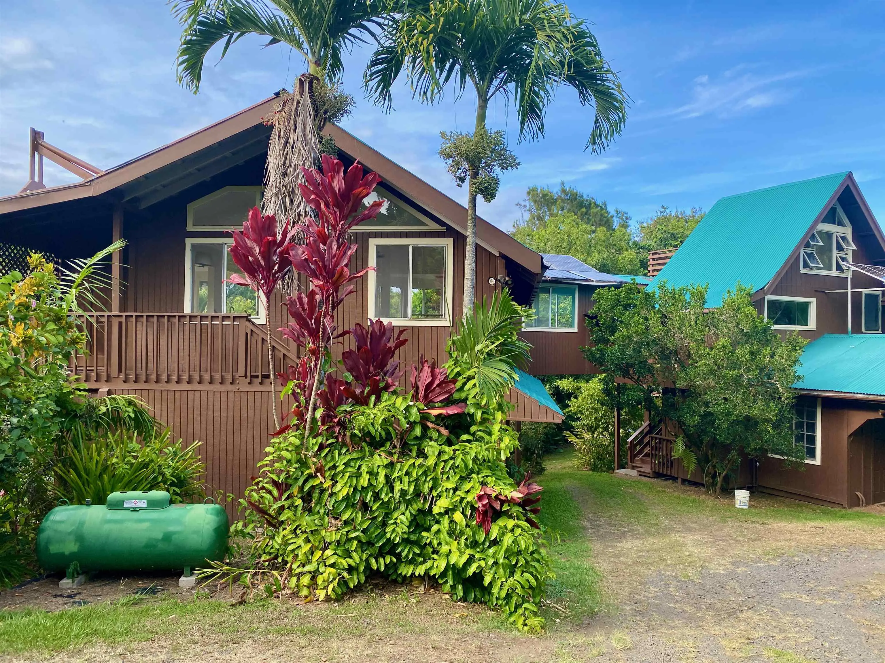 Photo of Listing #407332