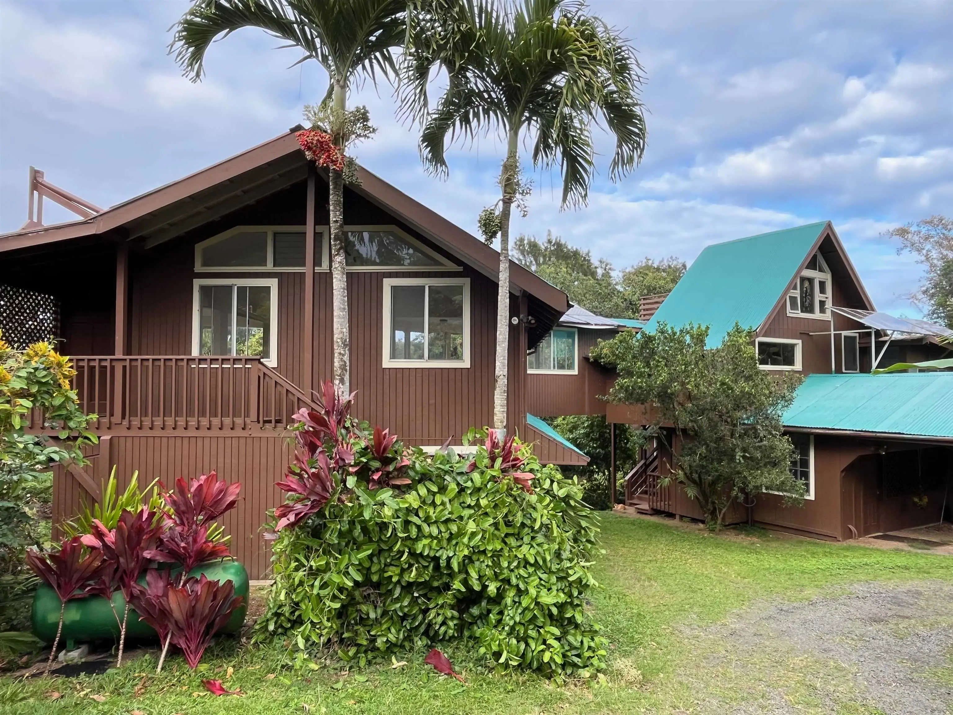 Photo of Listing #407332