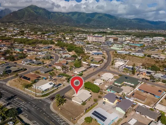 Listing Image for 418 Lihi St 1 of 40