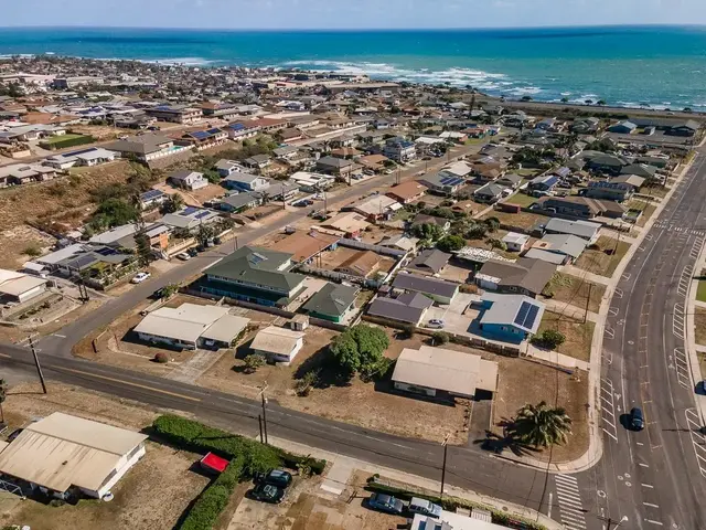 Listing Image for 418 Lihi St 39 of 40