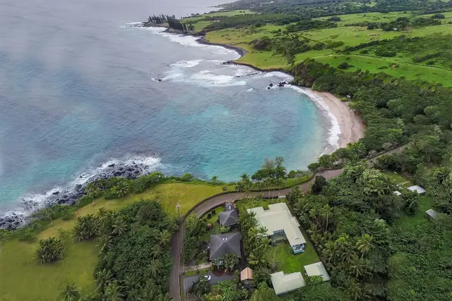 Listing Image for 580 Haneoo Rd 9 of 12