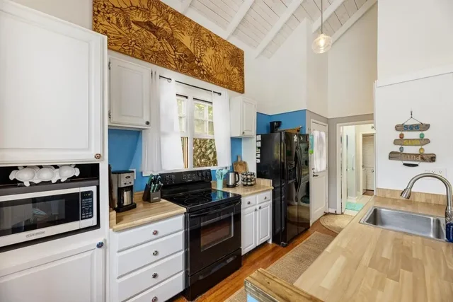 Listing Image for 100 Lio Pl P4 11 of 39