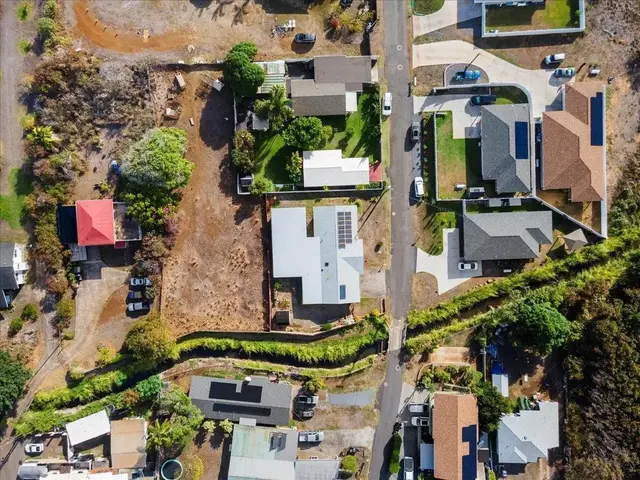 Listing Image for 1890 Makahala Pl 11 of 50