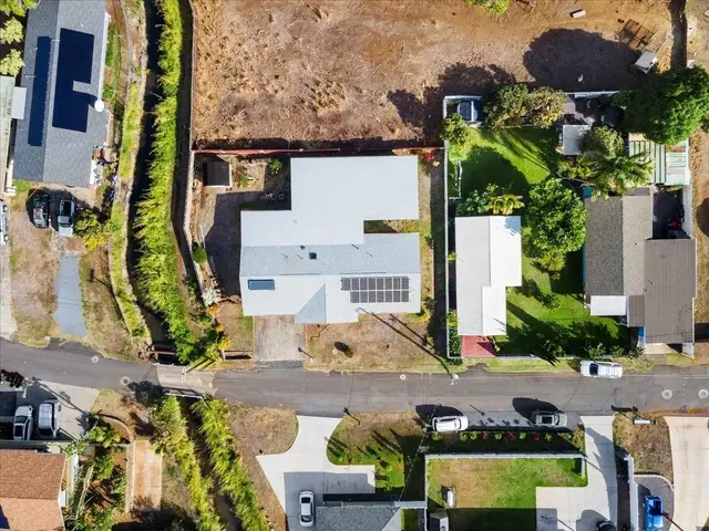 Listing Image for 1890 Makahala Pl 12 of 50
