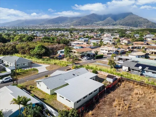 Listing Image for 1890 Makahala Pl 14 of 50