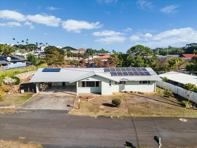 Listing Image for 1890 Makahala Pl 16 of 50