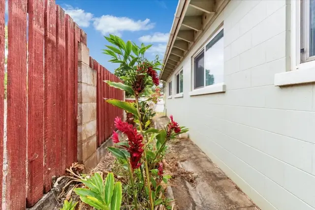 Listing Image for 1890 Makahala Pl 6 of 50