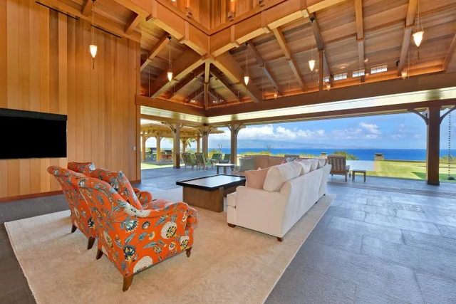 Listing Image for 100 Hawane Loop 1 12 of 30