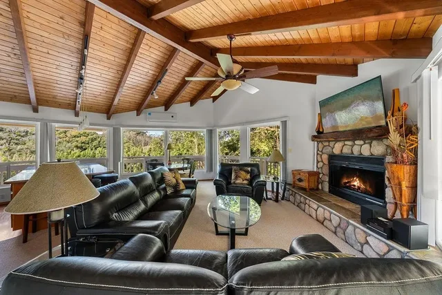 Listing Image for 1444 W Kuiaha Rd 10 of 30