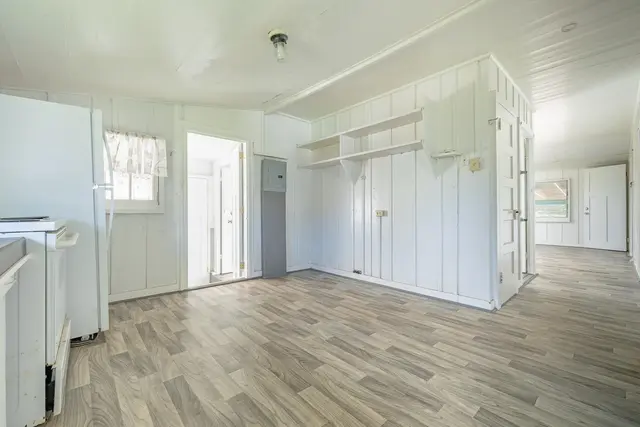 Listing Image for 1810 Farrington Ave 20 of 36